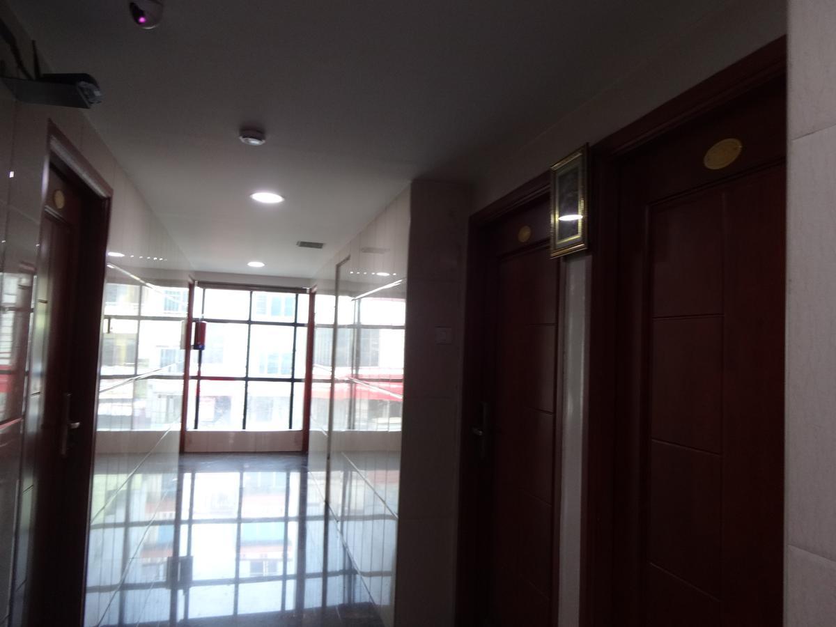 Hotel Shrivalli Residency Chennai Exterior photo