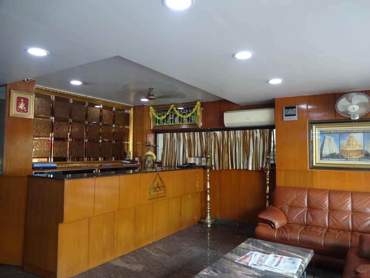 Hotel Shrivalli Residency Chennai Exterior photo