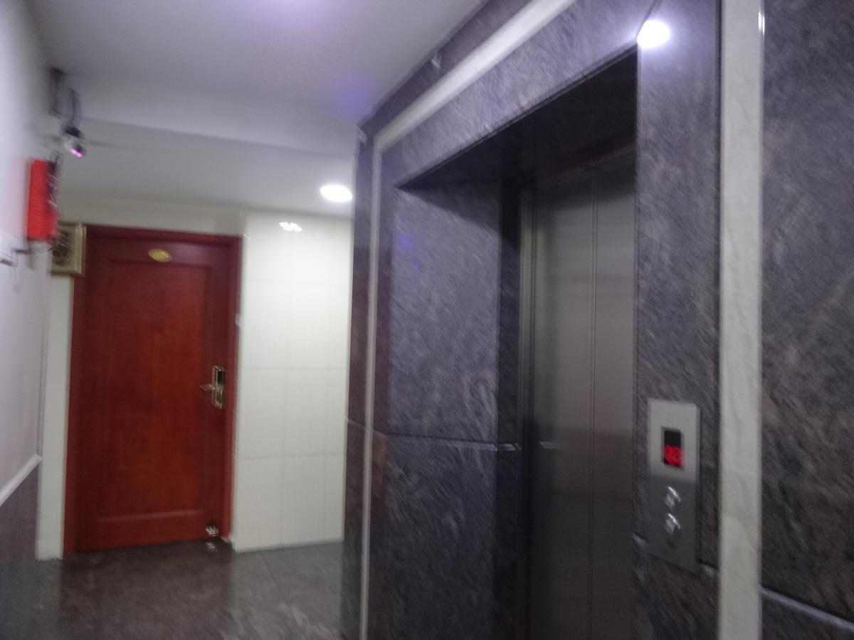 Hotel Shrivalli Residency Chennai Exterior photo